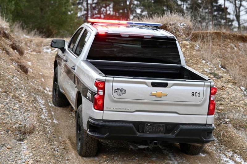 Пикап Chevrolet Silverado получил полицейскую версию для скоростных погонь