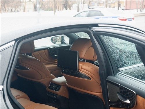 Вам следует выбрать Lexus LS вместо BMW и Mercedes 9 Вам следует выбрать Lexus LS вместо BMW и Mercedes