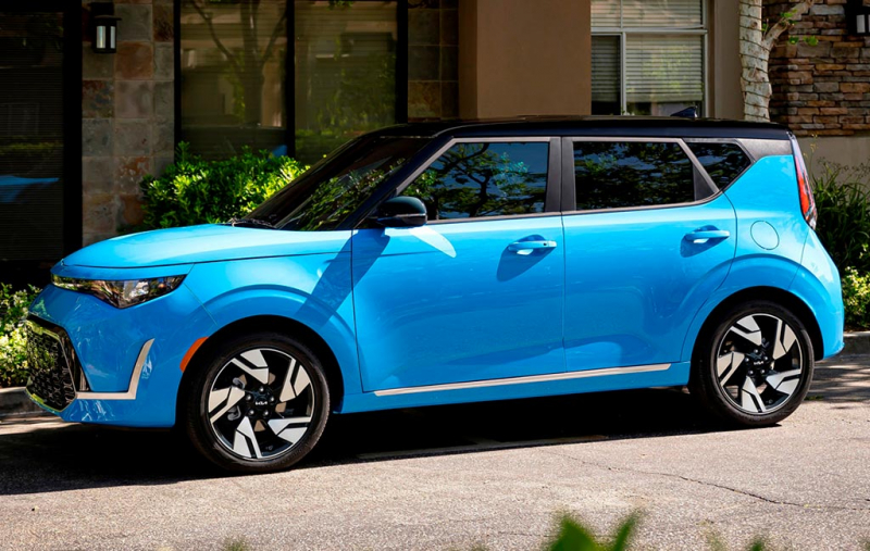 В Штатах показали KIA Soul 2023 года: паркетник лишился двухэтажной оптики