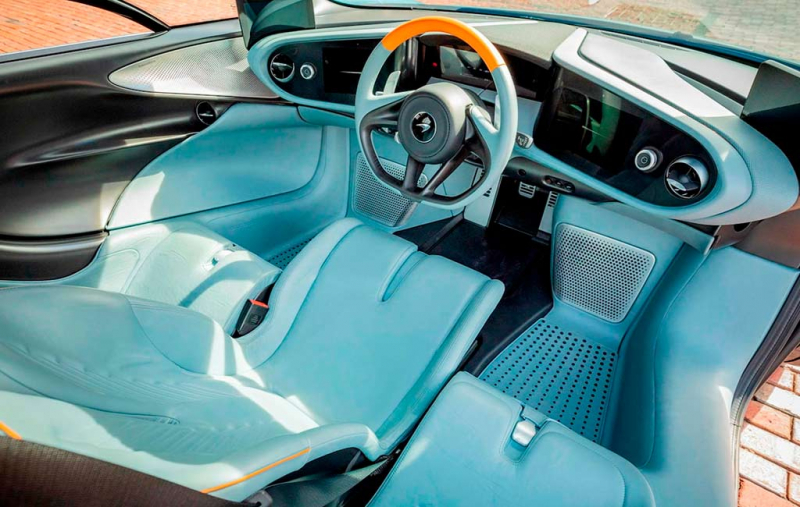 На торги выставили один из 106 выпущенных гиперкаров McLaren Speedtail 5 На торги выставили один из 106 выпущенных гиперкаров McLaren Speedtail