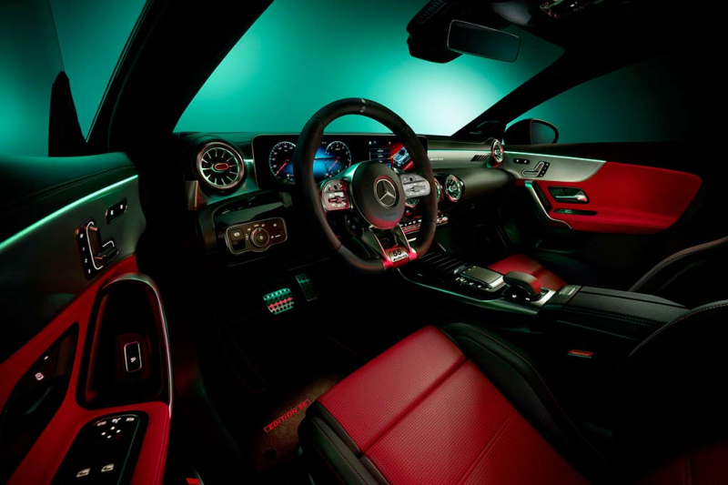 Mercedes-AMG A 45 S и CLA 45 S получили &laquo;юбилейное&raquo; исполнение Edition 55