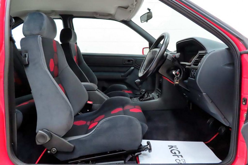 Идеально сохранившийся Ford Escort RS Cosworth 1996 продали за 12,6 млн руб