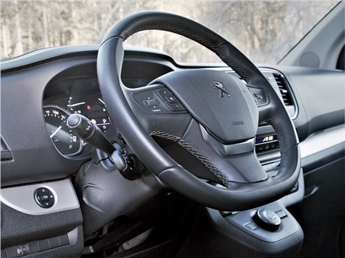 Почему Peugeot Traveller не подходит для дальних поездок?