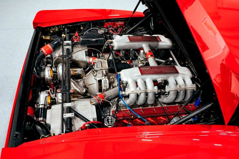 Ferrari Testarossa 1988 с 664-сильным мотором оценили в 10,5 млн рублей