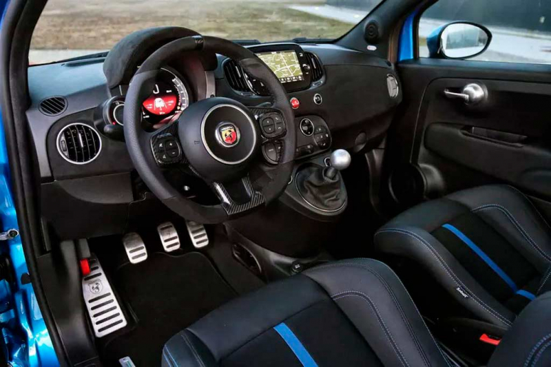 Хэтчбек Abarth 695 получил исполнение &laquo;Tributo 131 Rally&raquo; в честь спорткара 40-летней давности