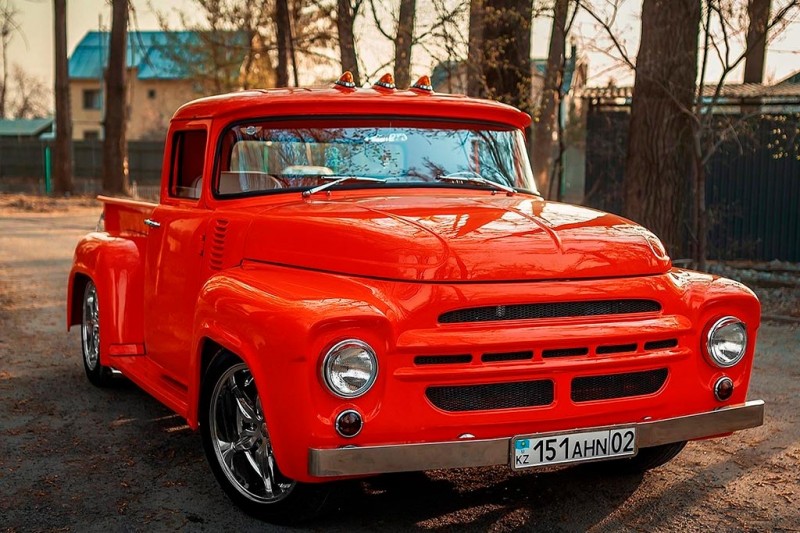 Казахстанское ателье Vanush Tuning наладило выпуск рестомодов советских машин