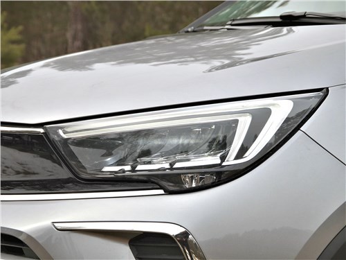 Тест-драйв Opel Crossland (поколение I рестайлинг) - &laquo;Колобок&raquo; с изюмом