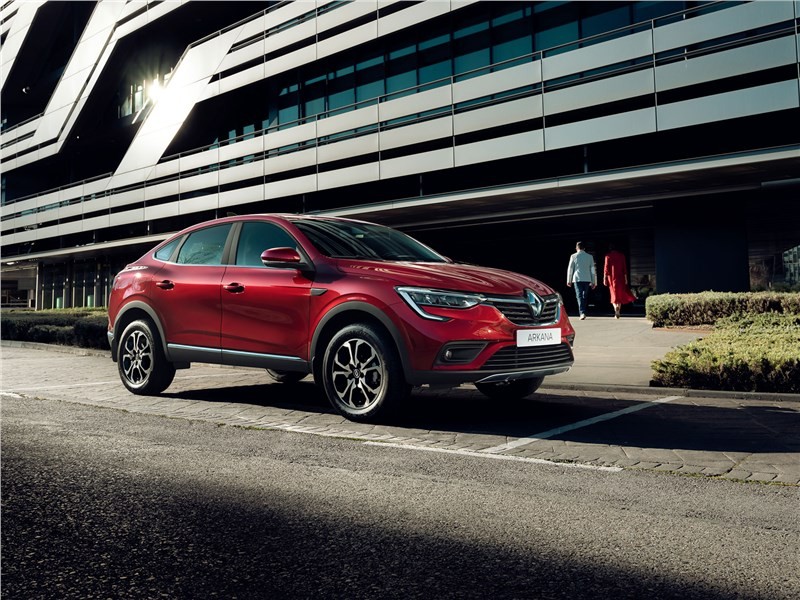 Renault Kaptur и Renault Arkana перестают собирать в России. 1 Renault Kaptur и Renault Arkana перестают собирать в России.