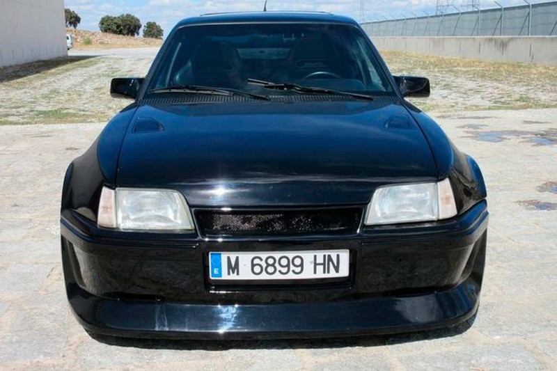 На торги выставлен редкий Opel Kadett GSi от Koenig: пока за авто предлагают всего 270 000 руб