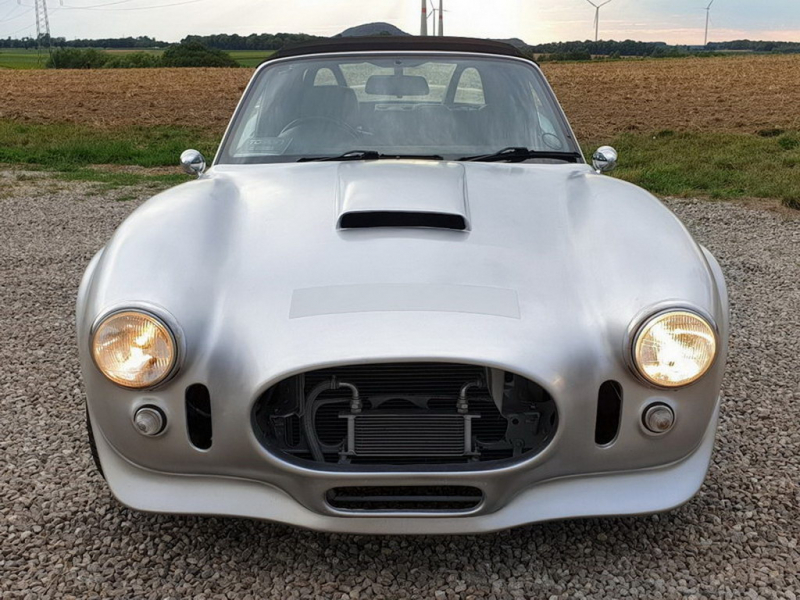 Реплику спорткара AC Cobra на базе BMW Z3 продали на eBay всего за 600 000 руб