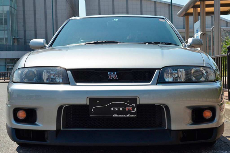 На продажу выставлен седан Nissan Skyline GT-R R33 от фирмы Autech