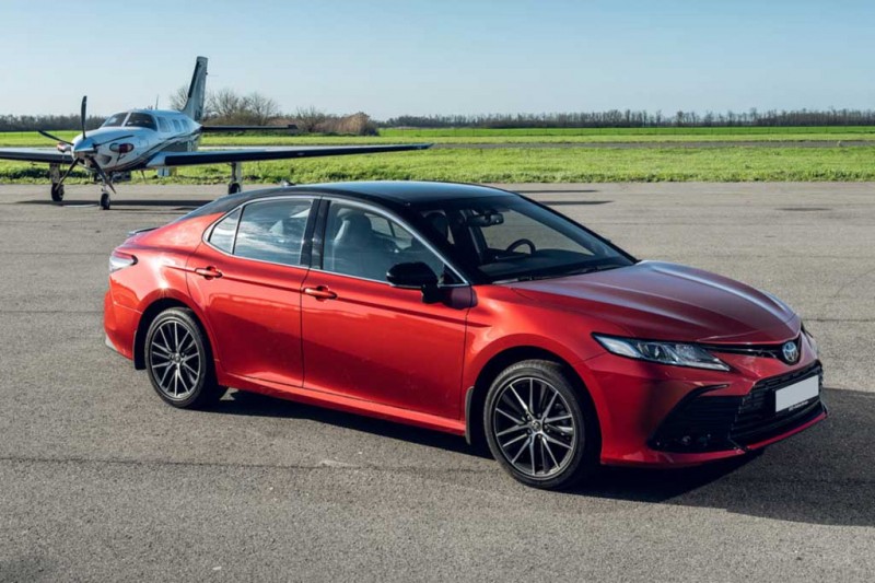 Автомобиль бренда «Toyota» — элегантность, комфорт, надежность