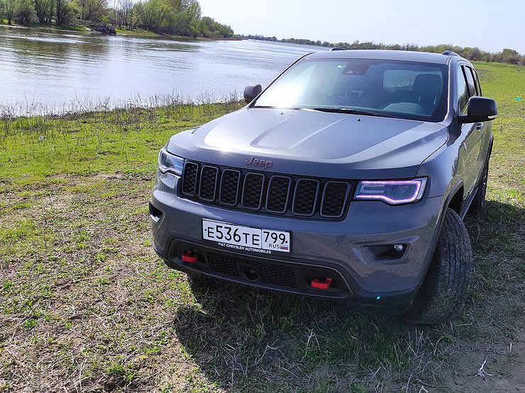 Последний шанс: есть ли смысл в покупке нового старого Jeep Grand Cherokee