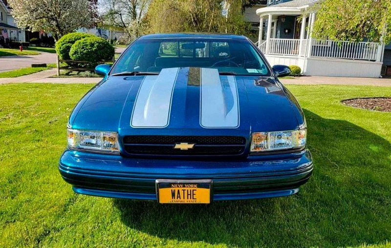 Самодельный пикап в стиле El Camino на базе Chevrolet Caprice продают за 1 млн рублей 3 Самодельный пикап в стиле El Camino на базе Chevrolet Caprice продают за 1 млн рублей