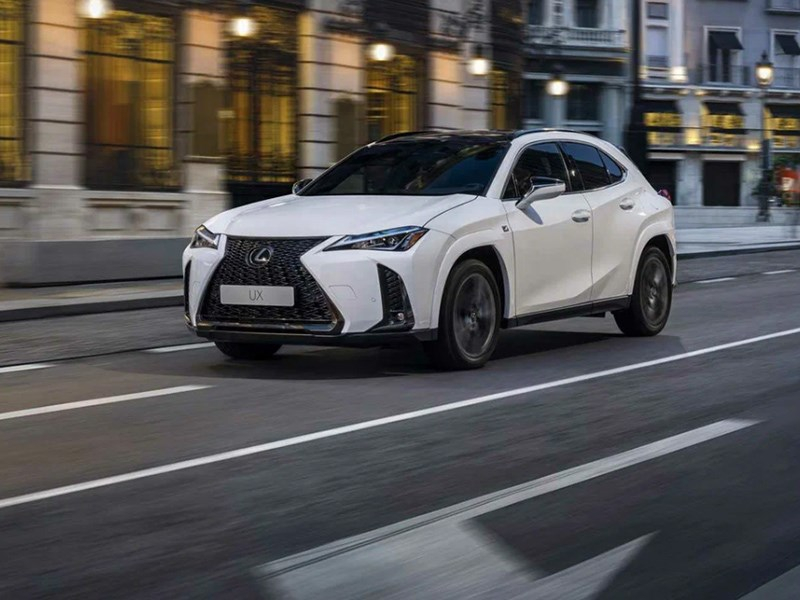 Представлен обновленный Lexus UX 1 Представлен обновленный Lexus UX