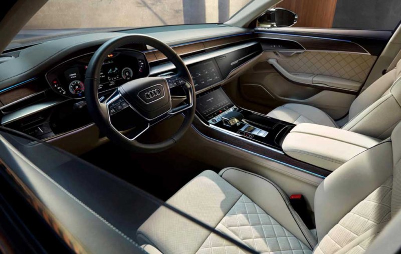 Ценник на роскошный Audi A8L Horch оказался заметно ниже главного конкурента
