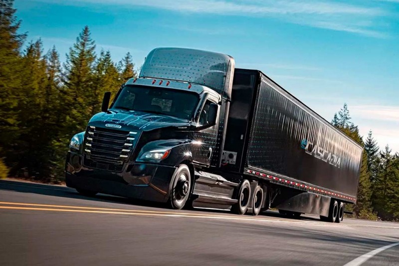 Электрический тягач Freightliner eCascadia дебютирует на рынке до конца 2022 года