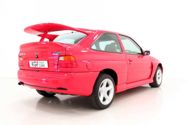 Идеально сохранившийся Ford Escort RS Cosworth 1996 продали за 12,6 млн руб
