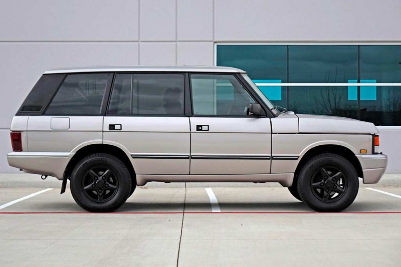 С молотка пустят Range Rover 1995 года в исполнении 25th Anniversary Edition