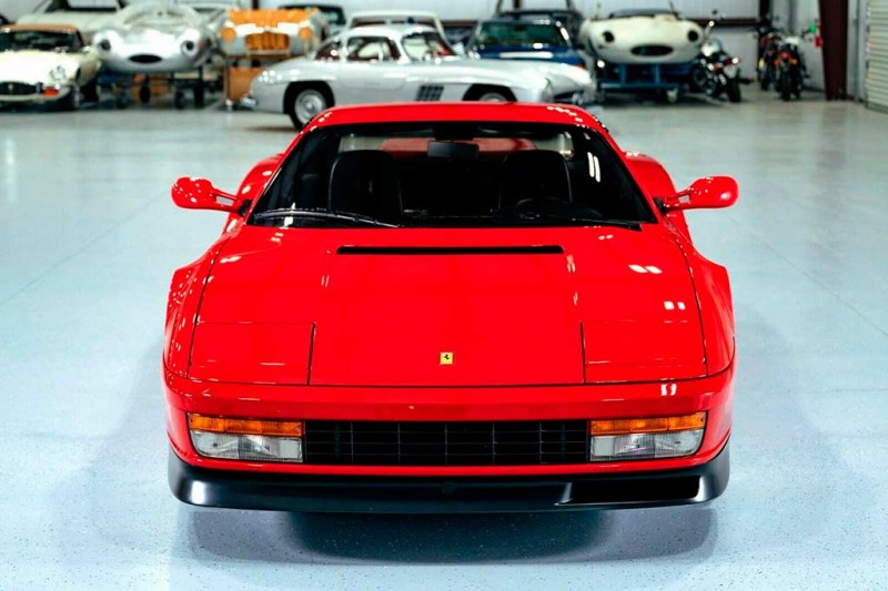 Ferrari Testarossa 1988 с 664-сильным мотором оценили в 10,5 млн рублей