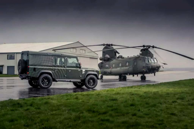 Уникальный Land Rover Defender Q40 с мотором от Ford Mustang продадут с молотка