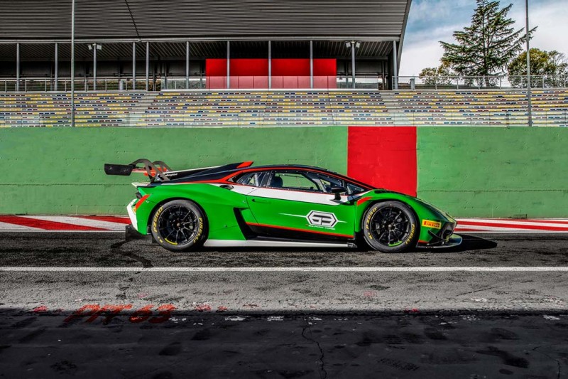 Гоночный Lamborghini Huracan GT3 Evo2: агрессивный аэрокит и улучшенная безопасность