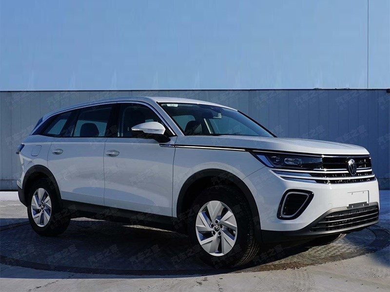 Volkswagen готовится представить еще один большой кроссовер 1 Volkswagen готовится представить еще один большой кроссовер