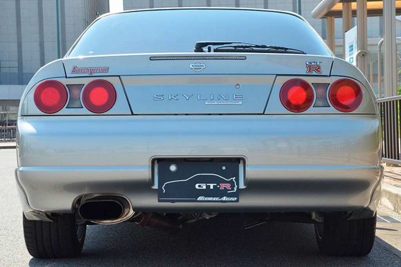 На продажу выставлен седан Nissan Skyline GT-R R33 от фирмы Autech