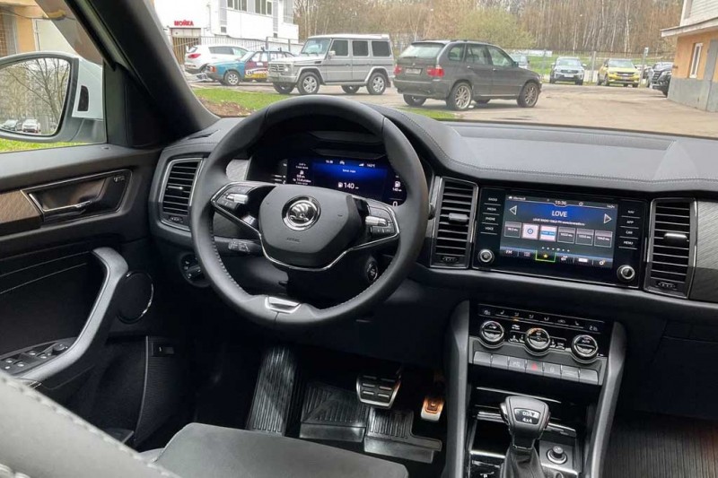 Первые эмоции от нового Skoda Kodiaq 2022: рассказываю про интересные &laquo;фишки&raquo;