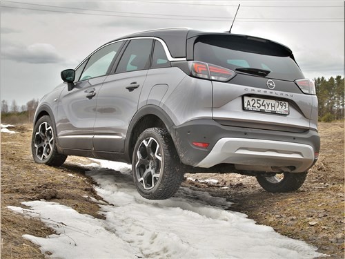 Тест-драйв Opel Crossland (поколение I рестайлинг) - &laquo;Колобок&raquo; с изюмом