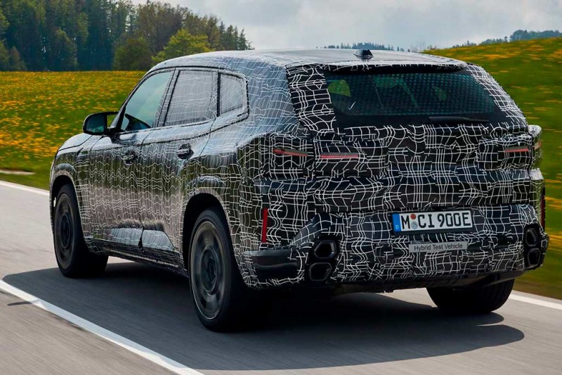 Кроссовер BMW XM: свежие фотографии и порция технических характеристик