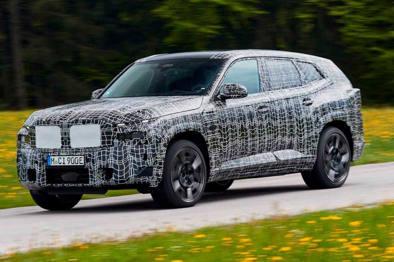 Кроссовер BMW XM: свежие фотографии и порция технических характеристик