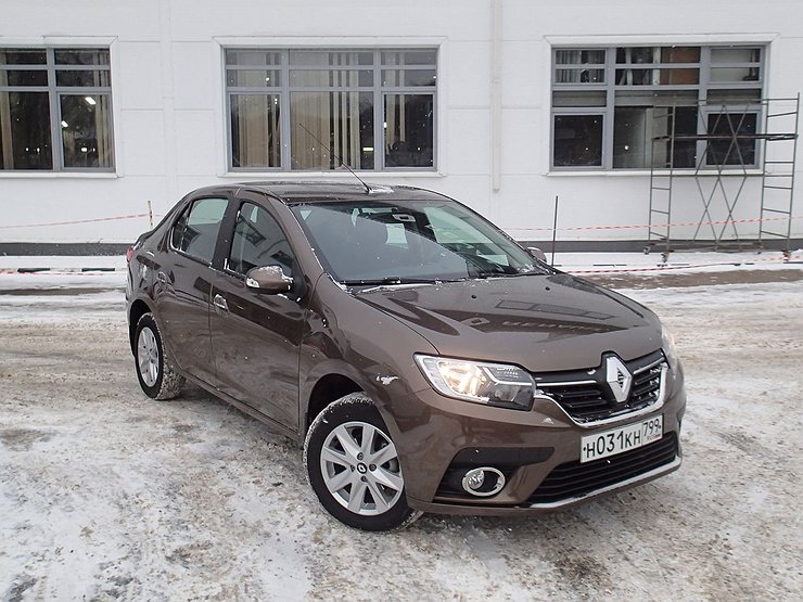 Россияне бросились массово скупать у дилеров остатки Renault Logan 1 Россияне бросились массово скупать у дилеров остатки Renault Logan