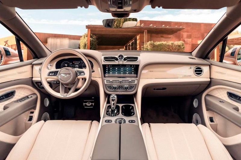 Bentley Bentayga Extended Wheelbase: роскошный кроссовер получил длиннобазное исполнение 5 Bentley Bentayga Extended Wheelbase: роскошный кроссовер получил длиннобазное исполнение