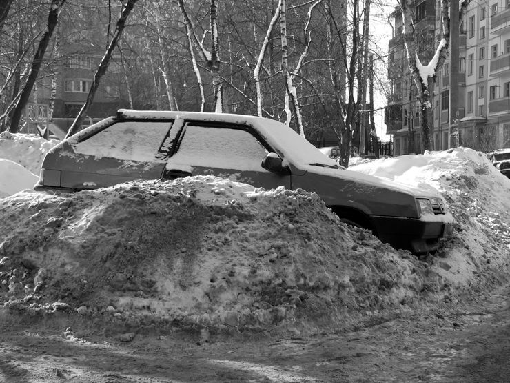 Чем аукнется водителям массовое производство авто без ABS и подушек безопасности