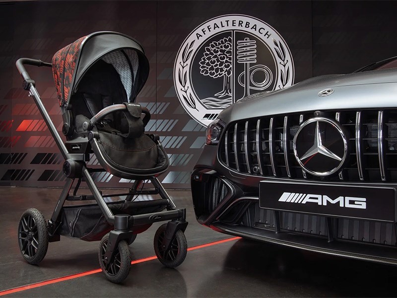 AMG представил детскую коляску