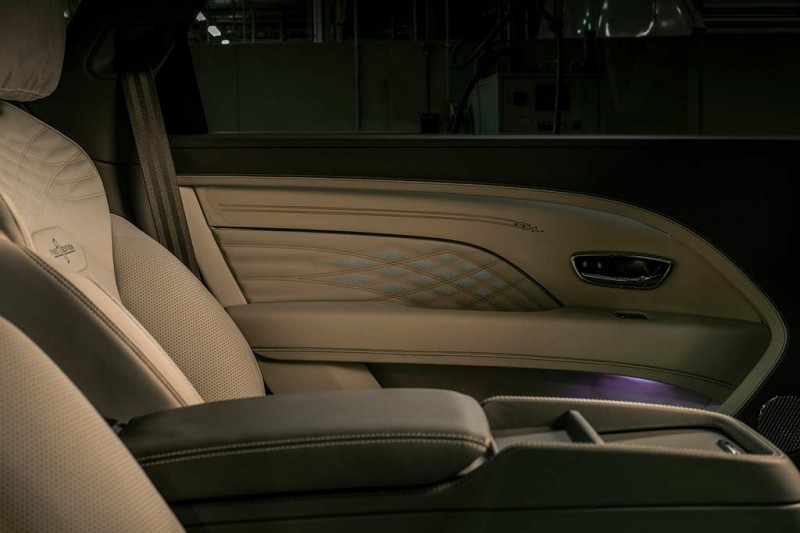 Bentley Bentayga EWB First Edition поднял планку роскоши еще выше