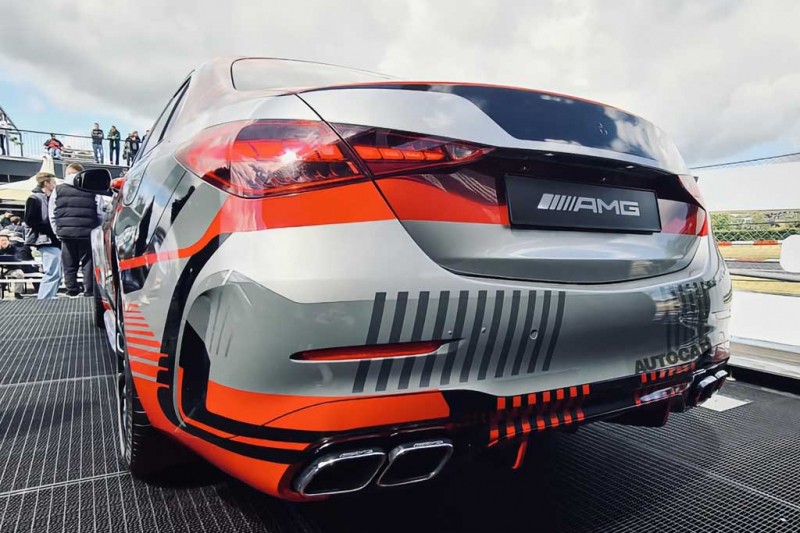 Немцы показали предсерийный 679-сильный Mercedes-AMG C63 W216