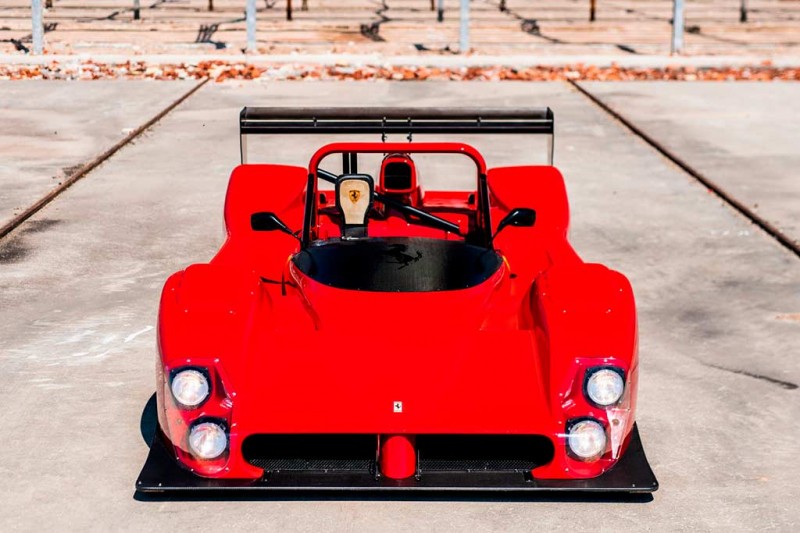В продаже гоночный Ferrari 333 SP: таких спорткаров в мире всего 40