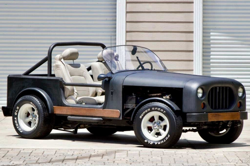 На базе старого Jeep Wrangler 1988 построили эффектный хот-род: теперь он в продаже