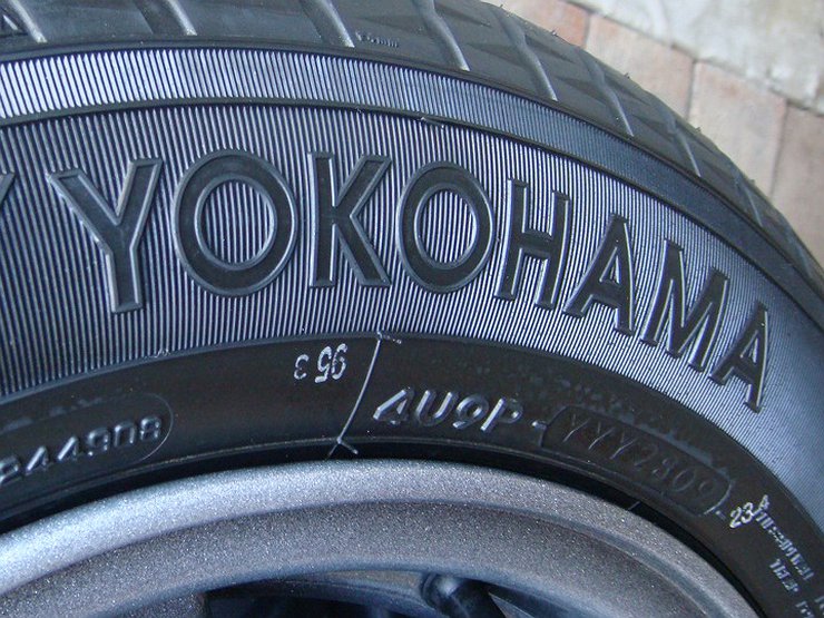 Завод Yokohama снова приступает к выпуску шин в России