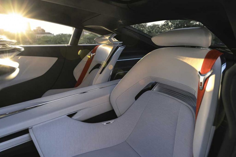 Концепт Buick Wildcat EV стал предвестником первого электрокара американской марки