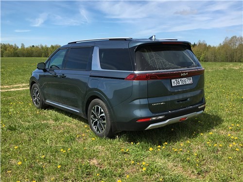 Почему Kia Carnival является настоящим многоцелевым автомобилем?