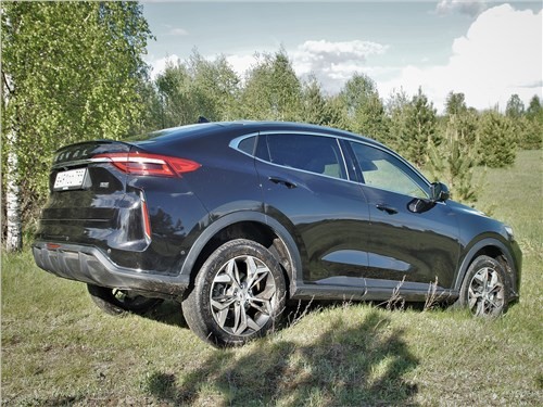 Haval F7X - точно не BMW, но и не Geely Tugella