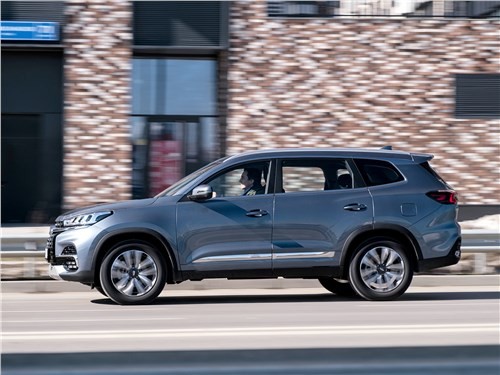 Тест-драйв Chery Tiggo 8 (поколение II) - Tiggo 8 практически догнал флагмана марки