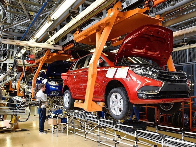 АвтоВАЗ продолжает работу в четырехдневном режиме