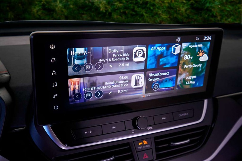 Обновленный седан Nissan Altima получил более спортивную внешность