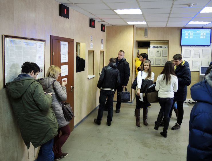 Как власти цинично наживаются на выдаче водительских &laquo;прав&raquo;