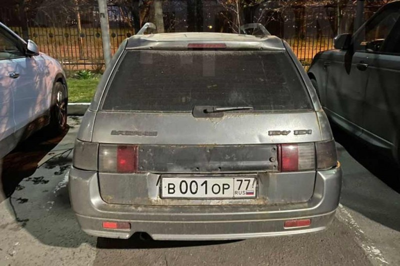 Кто-то выставил на продажу Lada-2111 за 15 млн рублей: все дело в &laquo;красивом&raquo; номере