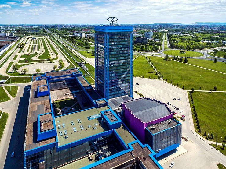 Новый президент АВТОВАЗа получил первую награду 1 Новый президент АВТОВАЗа получил первую награду